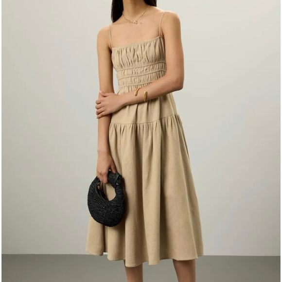 WeWoreWhat Dresses & Skirts - WEWOREWHAT Scrunchie linen midi  Dress  Medium
